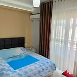Queen Isabella Premium Avlonya