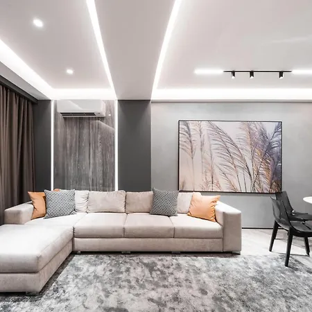 Queen Isabella Premium Vlorë