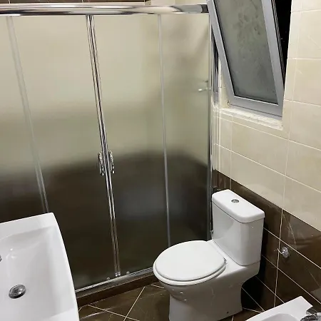 Hotel Queen Isabella Premium