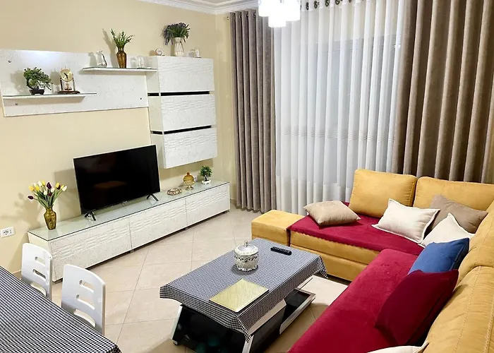 Queen Isabella Premium 4* Wlora