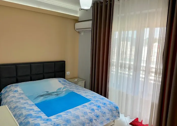 Queen Isabella Premium Vlorë